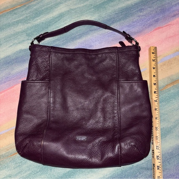 Coach shoulder crossbody Hobo pebbled bag dark plum - Picture 7 of 13